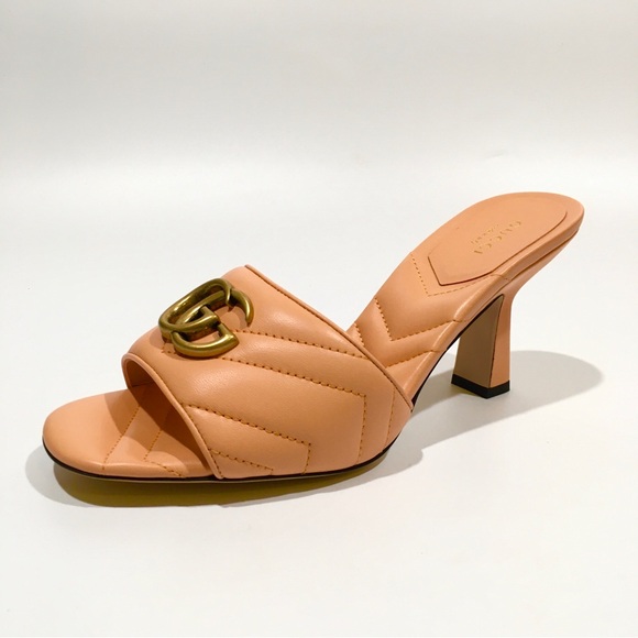 GUCCI GG MARMONT QUILTED LEATHER MULE SANDAL -PEACH -US 8.5 -NEW - Picture 1 of 12